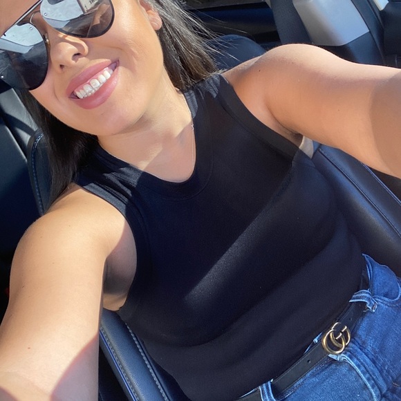 Meet your Posher, Elaine - Picture 1 of 1